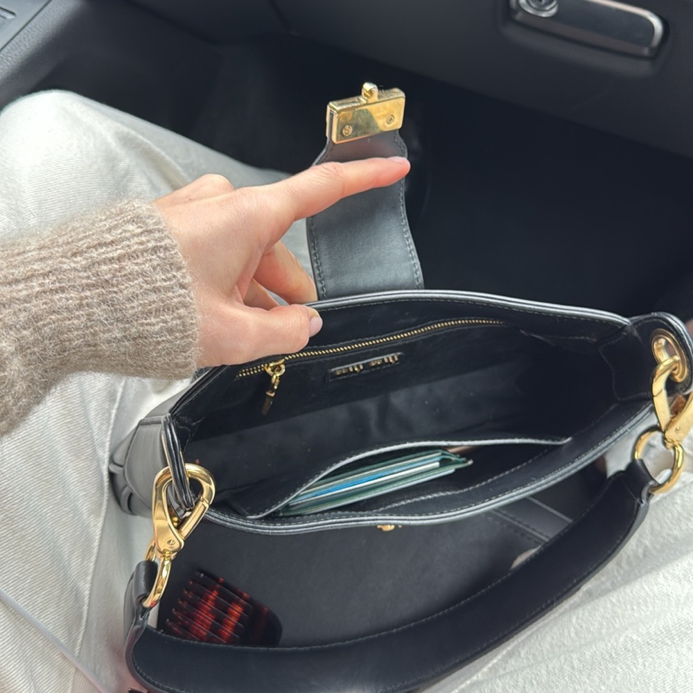 Miu Miu — Black Shoulder Bag - Picture 8 of 8